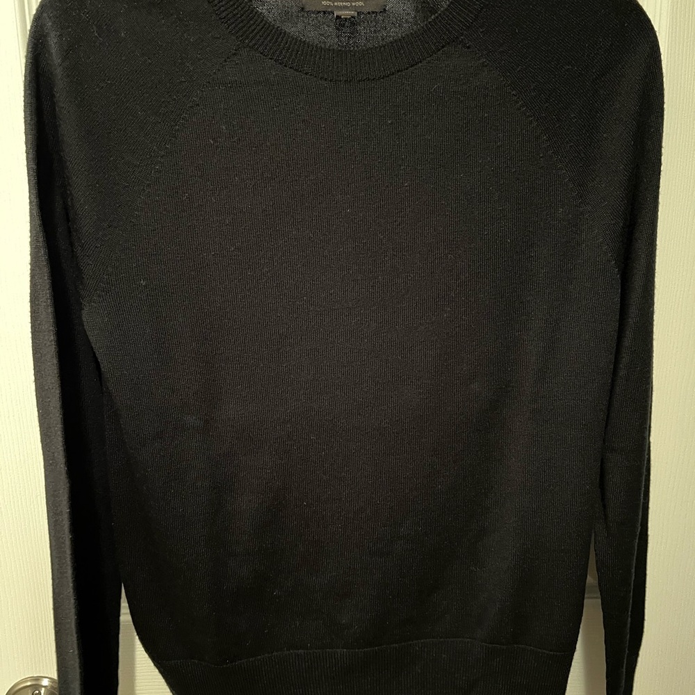 Banana Republic Black Crew Neck Sweater Classic Design